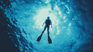 Solo vs. Group Dives: Choosing Your Diving Experience